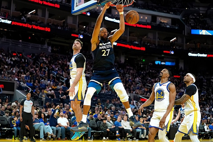 戈贝尔状态骤降致森林狼惨败 排名遭掘金反超