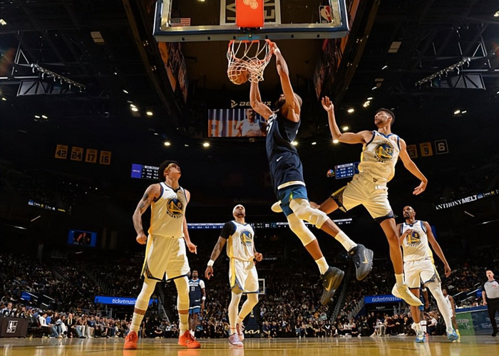 戈贝尔状态骤降致森林狼惨败 排名遭掘金反超